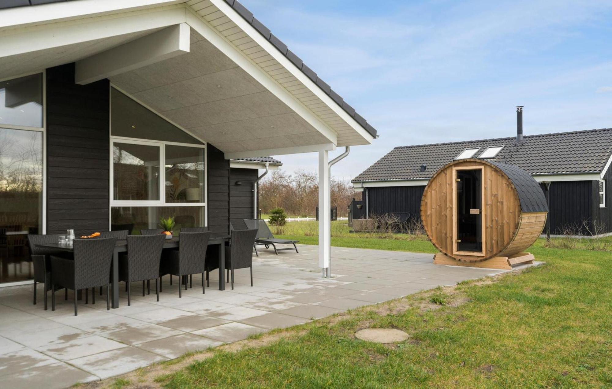 Beautiful Home In Tarm With Sauna Eksteriør bilde