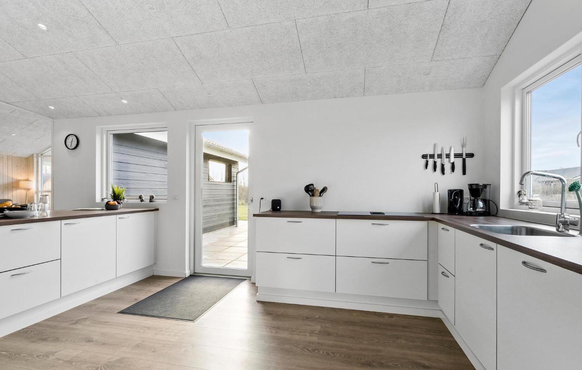 Beautiful Home In Tarm With Sauna Eksteriør bilde